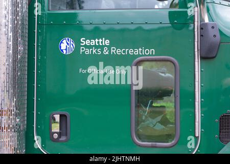 Seattle - 17 juillet 2022; signalisation à la porte d'un véhicule de loisirs et de parcs de Seattle Banque D'Images