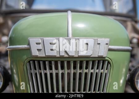 West Bay.Dorset.United Kingdom.12 juin 2022.A 1959 Fendt Fix modèle 1 est exposé au rallye d'époque de West Bay Banque D'Images