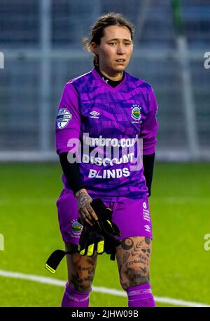 Linfield Ladies contre Sion Swifts Ladies (NIFL Women's League Cup) New Midgley Park, Belfast - 15/06/22 Banque D'Images