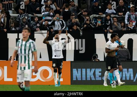 Raul Gustavo do Corinthiens lors d'un match entre Corinthiens x Coritiba valable pour le 18th tour du championnat brésilien 2022 tenu à NeoQuimica Arena à Sao Paulo/SP, Brésil. (MAURICIO RUMMENS/SPP) crédit: SPP Sport presse photo. /Alamy Live News Banque D'Images