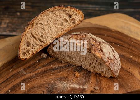 Pain rustique de wholegrain maison - photo de stock Banque D'Images