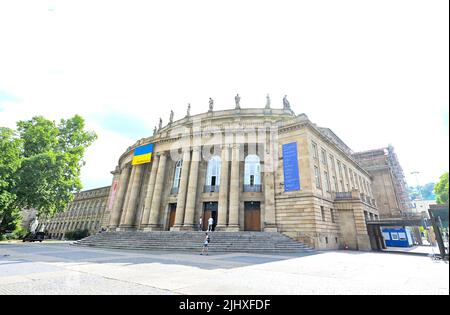 Stuttgart, Allemagne. 21st juillet 2022. L'opéra de Stuttgart. Le lieu de l'opéra et du ballet doit être rénové pour un coût total de milliards d'euros. Credit: Bernd Weißbrod/dpa/Alay Live News Banque D'Images