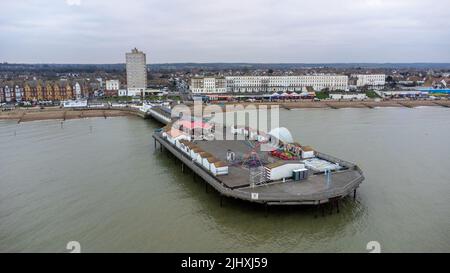 Pier Herne Bay, ville balnéaire de kent, un jour nuageux en angleterre Banque D'Images