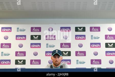 Philip Salt d'Angleterre lors d'une conférence de presse à Emirates Old Trafford, Manchester. Date de la photo: Jeudi 21 juillet 2022. Banque D'Images