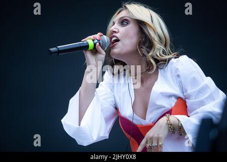 Margherita Vicario en concerto all' Ippodromo Snai di San Siro, Milan. Foto di Davide Merli par www.rockon.it Banque D'Images