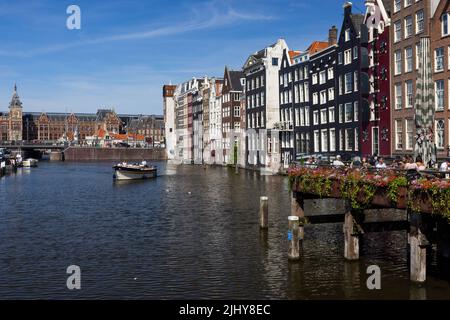 Damrak, Amsterdam, Hollande du Nord, Pays-Bas Banque D'Images