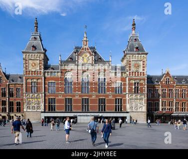 Renaissance Revival architecture, Amsterdam Centraal Station, pays-Bas Banque D'Images