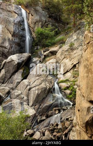 Grizzly Falls, Giant Sequoia National Monument, Sequoia National Forest, Californie Banque D'Images