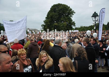 21-09-2013 la Haye, pays-Bas.le parti politique PVV a organisé une manifestation contre le second cabinet Rutte.il y a également une autre manifestation dans la région, mais les manifestants ont été séparés Banque D'Images