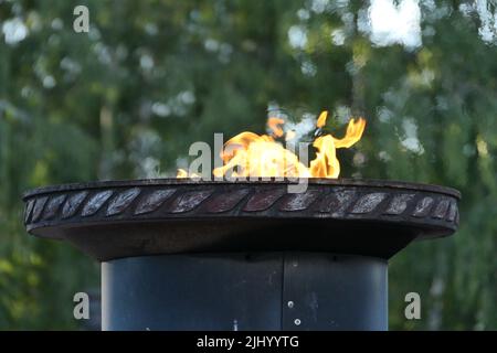 Flamme éternelle, feu constamment en feu, symbole de la mémoire. Banque D'Images