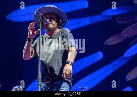 Lucca, Italie. 20th juillet 2022. Zucchero se produit en concert devant des milliers de personnes sur les remparts historiques de la ville de lucques pendant le festival d'été de lucques. (Photo de Stefano Dalle Luche/Pacific Press) crédit: Pacific Press Media production Corp./Alay Live News Banque D'Images