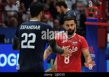 Bologne, Italie. 21st juillet 2022. Mohammadraza Hazratpourtalatapeh - IRI pendant le volley-ball Nations League Homme - quart de finale - Pologne contre Iran, volley-ball intenationals à Bologne, Italie, 21 juillet 2022 Credit: Independent photo Agency/Alay Live News Banque D'Images