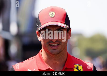 Le Castellet, Mezzolombardo, France. 21st juillet 2022. CARLOS SAINZ Jr d'Espagne et Scuderia Ferrari est vu lors des préparatifs du Grand Prix de France 2022 de Formule 1 de la FIA au circuit Paul Ricard au Castellet, en France. (Image de crédit : © Daisy Facinelli/ZUMA Press Wire) Banque D'Images