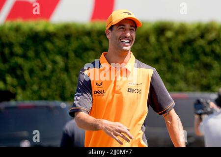 Le Castellet, Mezzolombardo, France. 21st juillet 2022. DANIEL RICCIARDO d'Australie et McLaren F1 Team est vu lors des préparatifs du Grand Prix de France de Formule 1 de la FIA 2022 au circuit Paul Ricard au Castellet, en France. (Image de crédit : © Daisy Facinelli/ZUMA Press Wire) Banque D'Images