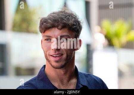 Le Castellet, Mezzolombardo, France. 21st juillet 2022. PIERRE GASLY de France et Scuderia AlphaTauri est vu lors des préparatifs du Grand Prix de France 2022 de Formule 1 de la FIA au circuit Paul Ricard au Castellet, en France. (Image de crédit : © Daisy Facinelli/ZUMA Press Wire) Banque D'Images