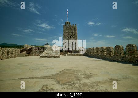 Château d'Akhaltsikhe (Rabati) situé dans la ville d'Akhaltsikhe, dans le sud de la Géorgie. Une des principales attractions de la région de Samtskhe-Javakheti. Banque D'Images