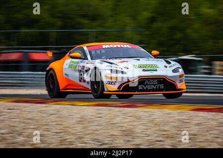 161 CARRIERE Christophe, DUMAINE Dider, AGS Event, Aston Martin Vantage AMR GT4, action pendant la ronde 5th du Championnat de France FFSA GT 2022 SRP Speedweek, de 22 juillet à 24 à Spa-Francorchamps, Belgique - photo Laurent Gayral / DPPI Banque D'Images