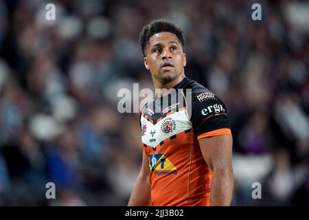 Derrell Olpherts de Castleford Tigers lors du match de la Super League de Betfred au MKM Stadium, à Hull. Date de la photo: Vendredi 22 juillet 2022. Banque D'Images