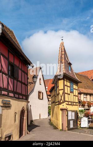 Chambres d'hôtes Freudenreich dans la vieille ville alsacienne d'Eguisheim. Banque D'Images
