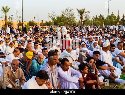 Marrakech, Maroc - 10 juillet 2022 : la prière d'aide Al Adha 2022 à Marrakech, Maroc Banque D'Images