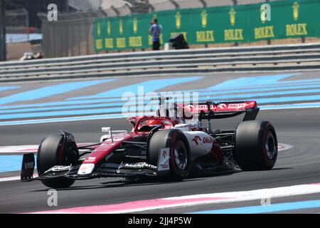 22 2022 juillet le Castellet, France - F1 2022 France GP - libre pratique 1 - Robert Kubika (POL) Alfa Romeo C42 Banque D'Images