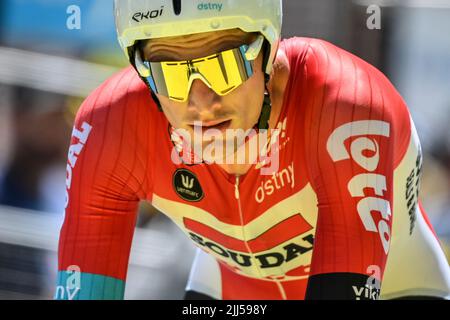 France. 23rd juillet 2022. France. 23rd juillet 2022. Belge Brent Van Moer de Lotto Soudal photographié en action pendant la phase 20 de la course cycliste Tour de France, un essai individuel de 40,7km temps de Lacapelle-Marival à Rocamadour, France, le samedi 23 juillet 2022. Le Tour de France de cette année a lieu du 01 au 24 juillet 2022. BELGA PHOTO DAVID STOCKMAN - UK OUT Credit: Belga News Agency/Alay Live News Credit: Belga News Agency/Alay Live News Banque D'Images