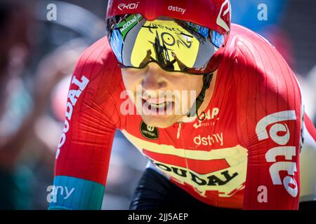 France. 23rd juillet 2022. France. 23rd juillet 2022. Belge Florian Vermeersch de Lotto Soudal photographié en action pendant la phase 20 de la course cycliste Tour de France, un essai individuel de 40,7km temps de Lacapelle-Marival à Rocamadour, France, le samedi 23 juillet 2022. Le Tour de France de cette année a lieu du 01 au 24 juillet 2022. BELGA PHOTO DAVID STOCKMAN - UK OUT Credit: Belga News Agency/Alay Live News Credit: Belga News Agency/Alay Live News Banque D'Images