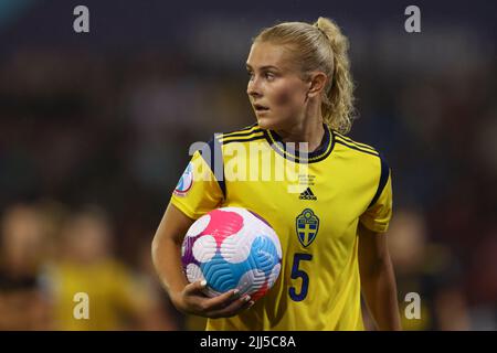 Leigh, Royaume-Uni, 22nd juillet 2022. Amanda Nilden, de Suède, lors du Championnat d'Europe des femmes de l'UEFA 2022 au Leigh Sports Village, à Leigh. Crédit photo à lire: Jonathan Moscrop / Sportimage crédit: Sportimage / Alay Live News Banque D'Images