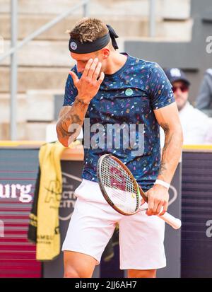 Hambourg, Allemagne. 23rd juillet 2022. Tennis: ATP Tour, célibataires, hommes, demi-finales: Alcaraz (Espagne) - Molcan (Slovaquie). Alex Molcan réagit. Credit: Daniel Bockwoldt/dpa/Alay Live News Banque D'Images