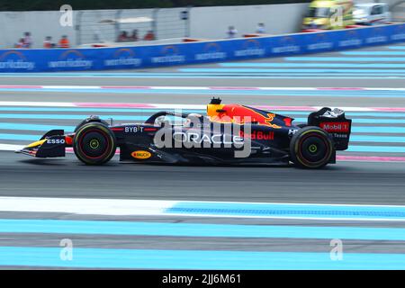 Le Castellet, France. 23rd juillet 2022. LE CASTELLET, FRANCE, circuit Paul Ricard ; #1, Max VERSTAPPEN, NDL, Oracle Red Bull Racing RB18 Honda, Formule 1 Grand Prix de FRANCE, LE CASTELLET, circuit Paul Ricard, Français F1 GP 2022, Formule 1, Français F1 Grand Prix - Formel 1 Grosser Preis von Frankreich - 23. JUILLET 2022, crédit: SPP Sport Press photo. /Alamy Live News Banque D'Images