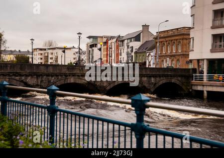 La rivière Garavogue, Sligo, nord-ouest de l'Irlande. Banque D'Images