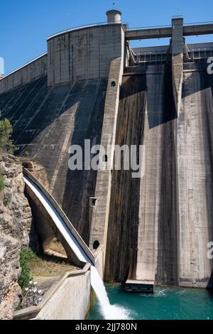 Barrage El Grado, production d'électricité hydroélectrique, Huesca, Espagne Banque D'Images