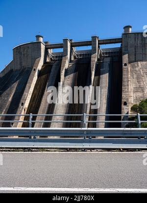 Barrage El Grado, Hydro-Electricity Generation, Huesca, Espagne Banque D'Images