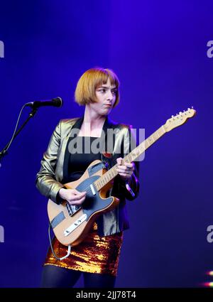 Macclesfield, Royaume-Uni. 23rd juillet 2022. Le festival Bluedot de musique, de science et de culture se déroule en combinant musique, expériences de sciences en direct et œuvres d'art immersives. Astronaute britannique, Tim Peake un des orateurs experts invités. Jodrell Bank, Macclesfield, Royaume-Uni. Credit: Barbara Cook/Alay Live News Banque D'Images