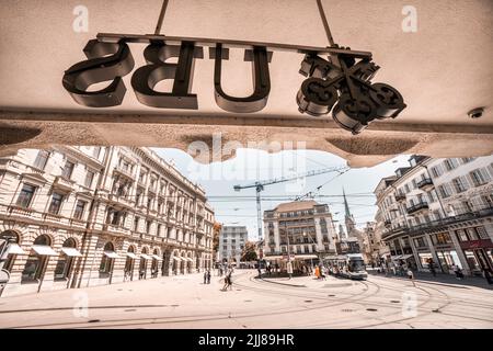 Zuerich, Paradeplatz, Bankenviertel, UBS, Credit Suissse, Logo, Schweiz, | Zurich, Credit Suisse, UBS, Bahnhofstrasse, Paradeplatz, Suisse, Banque D'Images