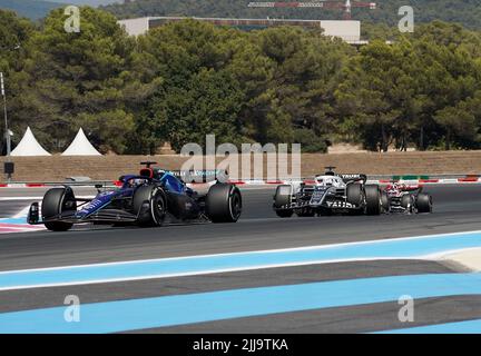 24.07.2022, circuit Paul Ricard, le Castellet, FORMULE 1 LENOVO GRAND PRIX DE FRANCE 2022&#XA; , im Bild&#XA;Alexander Albon (GBR), Williams Racing, Pierre Gasly (FRA), Scuderia AlphaTauri, Valtteri Bottas (fin), Alfa Romeo F1 équipe ORLEN Banque D'Images