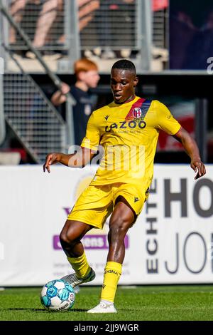 ALKMAAR, PAYS-BAS - JUILLET 24: Sagesse Amey de Bologne lors du match amical de presse entre AZ et Bologne à l'AFAS Stadion on sur 24 juillet 2022 à Alkmaar, pays-Bas (photo de Patrick Goosen/Orange Pictures) Banque D'Images