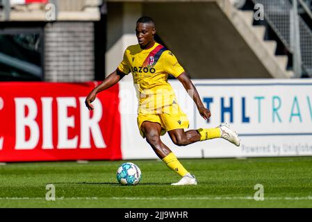 ALKMAAR, PAYS-BAS - JUILLET 24: Sagesse Amey de Bologne lors du match amical de presse entre AZ et Bologne à l'AFAS Stadion on sur 24 juillet 2022 à Alkmaar, pays-Bas (photo de Patrick Goosen/Orange Pictures) Banque D'Images