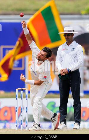 Galle, Sri Lanka. 25th juillet 2022. Le Yasir Shah, au Pakistan, joue pendant les 2nd jours du match de cricket test de 2nd entre le Sri Lanka et le Pakistan au stade international de cricket de Galle, à Galle, le 25th juillet 2022. Viraj Kothalwala/Alamy Live News Banque D'Images