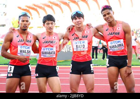 Hayward Field, Eugene, Oregon, États-Unis. 24th juillet 2022. (G-D) Julian Jrummi Walsh, Kaito Kawabata, Fuga Sato, Yuki Joseph Nakajima (JPN), 24 JUILLET 2022 - Athlétisme : Championnats du monde de l'IAAF Oregon 2022 finale du relais masculin 4400m à Hayward Field, Eugene, Oregon, États-Unis. Crédit: Naoki Nishimura/AFLO SPORT/Alay Live News Banque D'Images