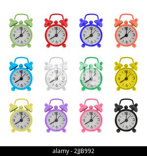 Les réveils sont colorés et affichent 8 heures. Isolé sur blanc Banque D'Images