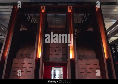 Modèle de four Blast au Musée de la région industrielle centrale - COP à Stalowa Wola, dans la Voïvodeship subcarpathe de Pologne Banque D'Images