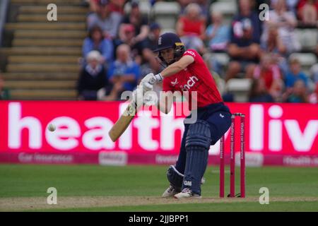 Worcester, Angleterre, le 23 juillet 2022. Amy Jones batting pour England Women contre South Africa Women dans un T20 International à New Road, Worcester. Crédit : Colin Edwards Banque D'Images