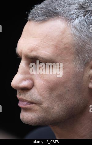 KIEV, UKRAINE - 06 juillet 2022: Vitali Klitschko est un politicien ukrainien et un ancien boxeur professionnel qui sert de maire de Kiev et de chef de l'Administration de l'Etat de la ville de Kiev Banque D'Images