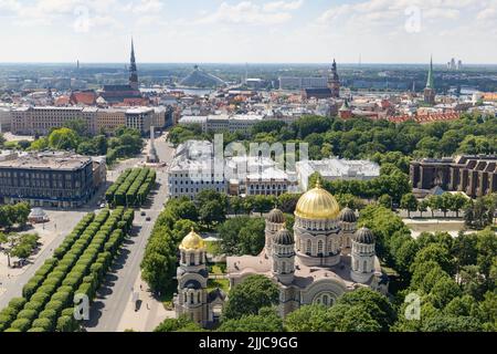 Horizon de Riga. Vue sur la vieille ville de Riga, vue d'en haut, depuis le bar Skyline, Radisson Blu Hotel, Riga Lettonie Europe Banque D'Images