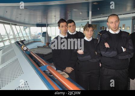 Gênes (Italie), Académie de la Marine marchande, école de spécialisation avancée pour les professions de la mer; visite éducative sur un bateau de croisière dans le port de Gênes Banque D'Images