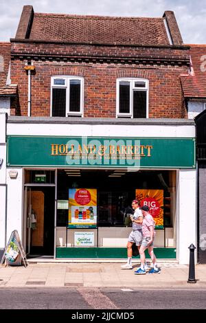 Dorking Surrey Hills London Royaume-Uni, 24 juillet 2022, pays-Bas et Barrett High Street Health Food Retail Chain Banque D'Images