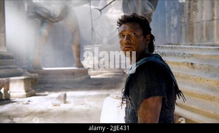 SAM WORTHINGTON, LA COLÈRE DES TITANS, 2012 Banque D'Images