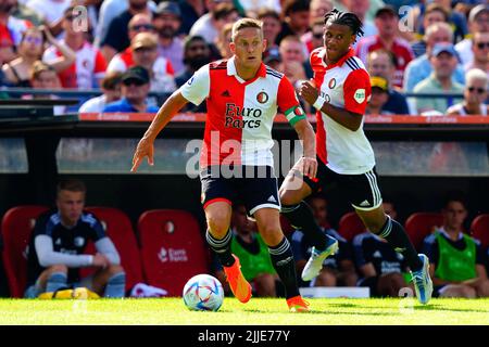 Rotterdam, pays-Bas - 24 juillet 2022, Jens Toornstra de Feyenoord lors du match d'avant-saison entre Feyenoord et Olympique Lyon au Stadion Feyenoord on 24 juillet 2022 à Rotterdam, pays-Bas - photo: Geert Van Erven/DPPI/LiveMedia Banque D'Images