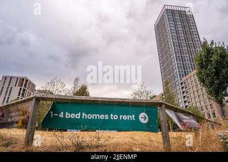 Insignia point, immeuble de 30 étages de la nouvelle tour de construction dans East Village, ancien village olympique, E2, Stratford, Londres, Newham, vive Londres. Banque D'Images